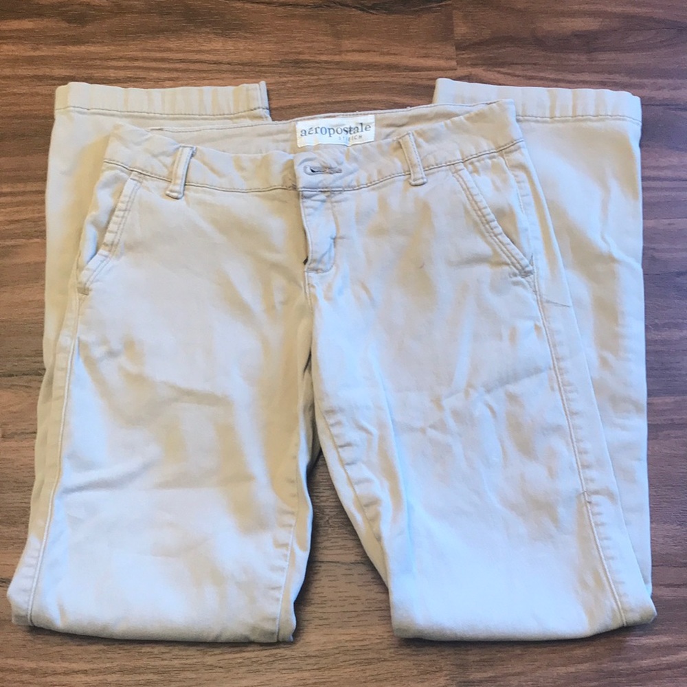 Junior’s Aeropostale Khaki Pants